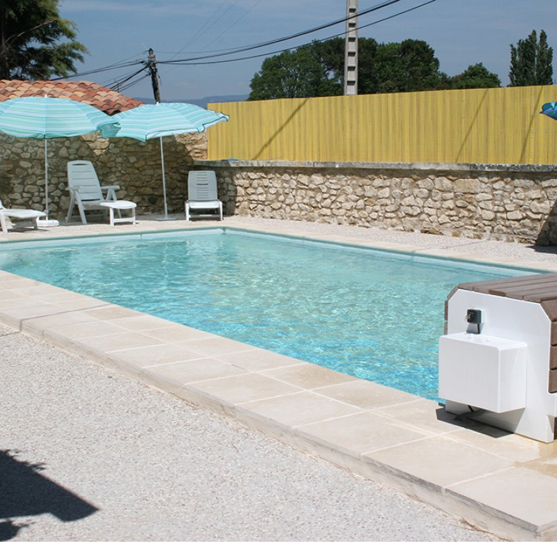Les 5 signes qu’il est temps de rénover votre piscine avec Acryl Piscine